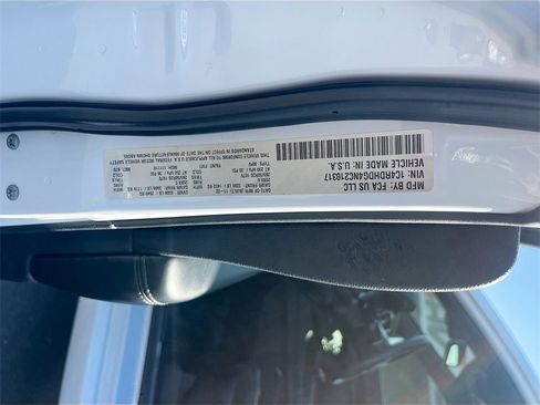 Used 2022 Dodge Durango GT image 33