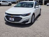 Used 2020 Chevrolet Malibu LT image 2