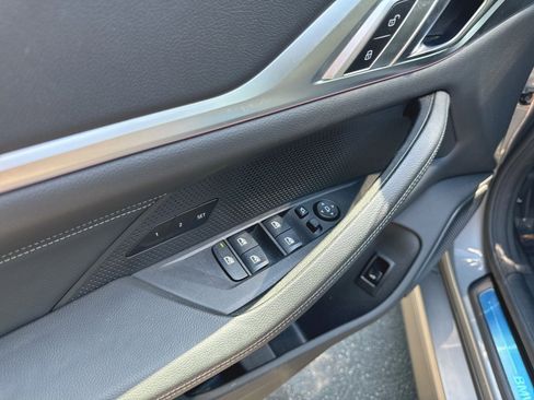 Used 2023 BMW i4 eDrive35 w/ Premium Package RWD image 9