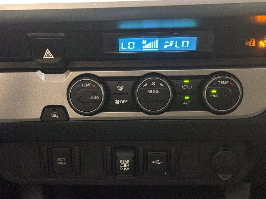 Used 2021 Toyota Tacoma SR5 RWD image 15