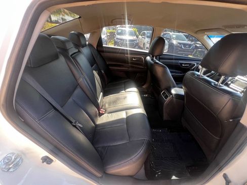 Used 2018 Nissan Altima 2.5 SL FWD image 11