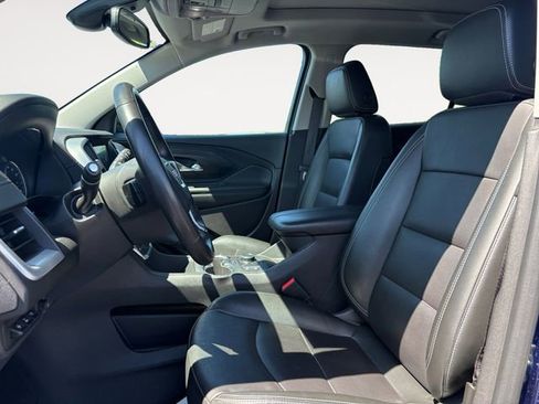 Used 2022 GMC Terrain SLT w/ Tech Package AWD/4WD image 9