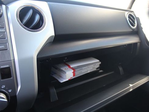 Used 2015 Toyota Tundra SR5 image 31