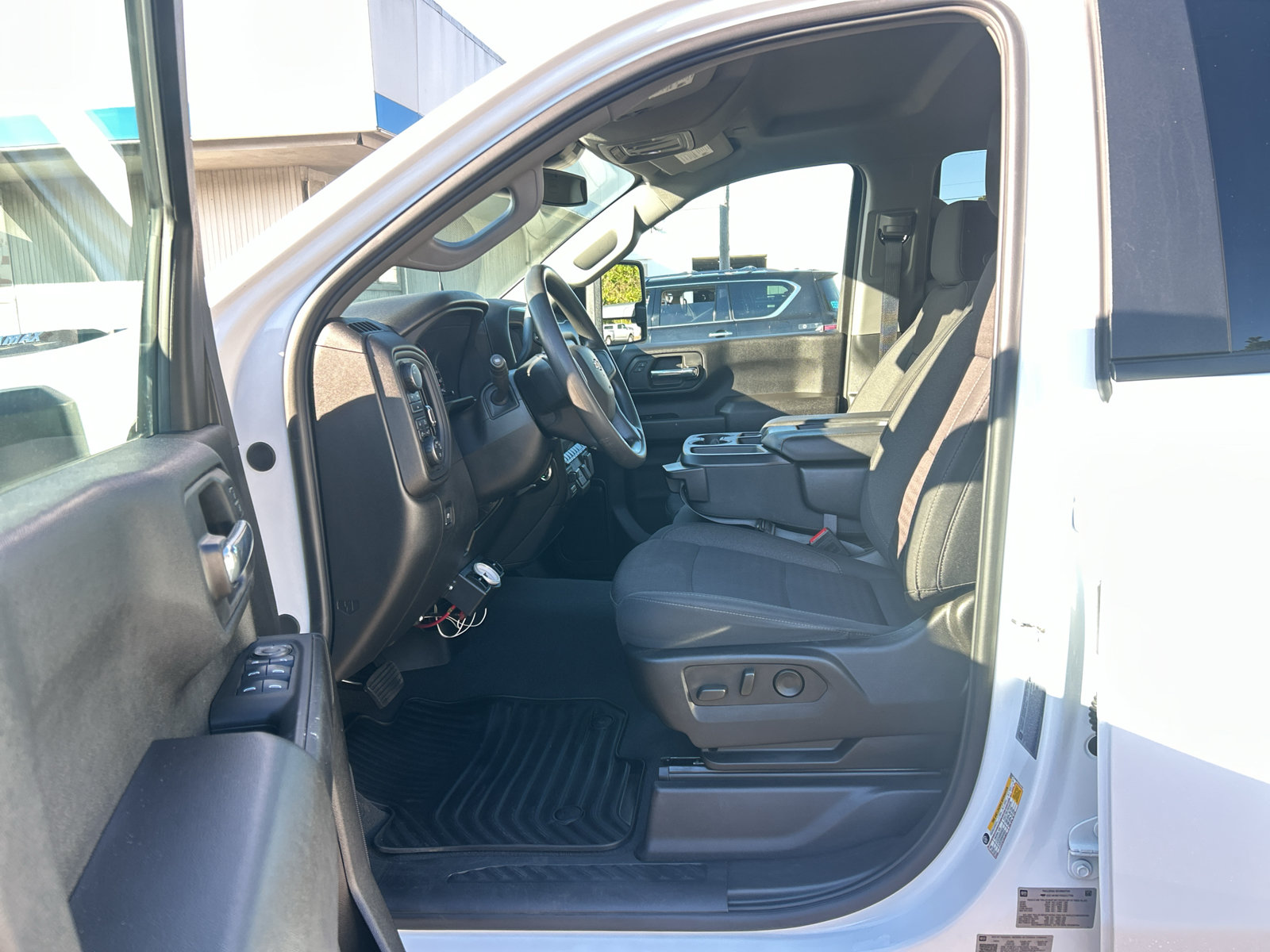 Used 2025 Chevrolet Silverado 2500 Custom w/ Custom Value Package AWD/4WD image 13