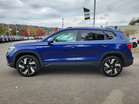 Used 2024 Volkswagen Taos SEL image 25