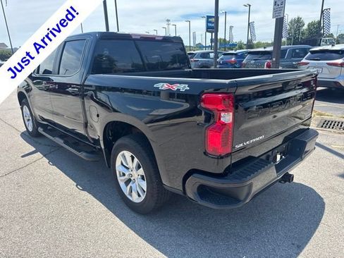 Used 2025 Chevrolet Silverado 1500 Custom AWD/4WD image 4