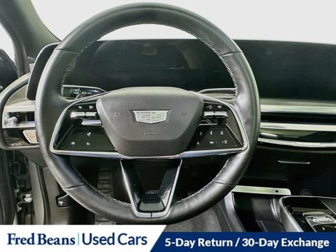 Used 2024 Cadillac Lyriq Luxury AWD/4WD image 16