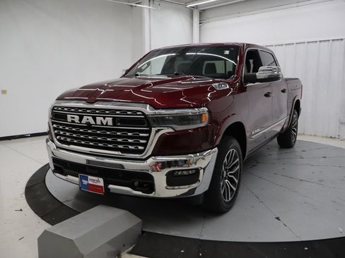 Used 2025 RAM 1500 Limited AWD/4WD image 5