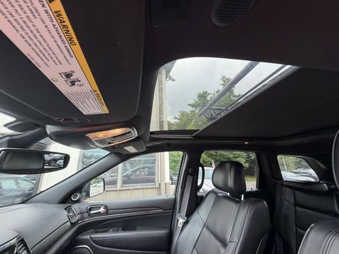 Used 2019 Jeep Grand Cherokee High Altitude AWD/4WD image 17