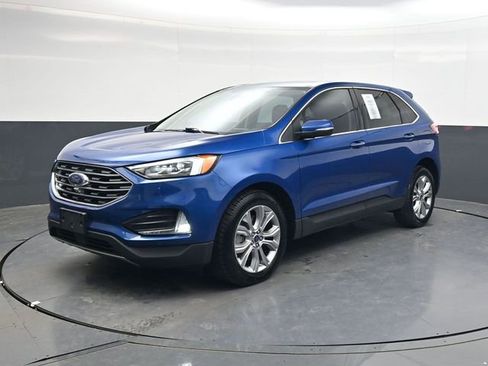Used 2022 Ford Edge Titanium w/ Equipment Group 301A image 8