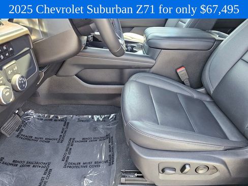 Used 2025 Chevrolet Suburban Z71 AWD/4WD image 19