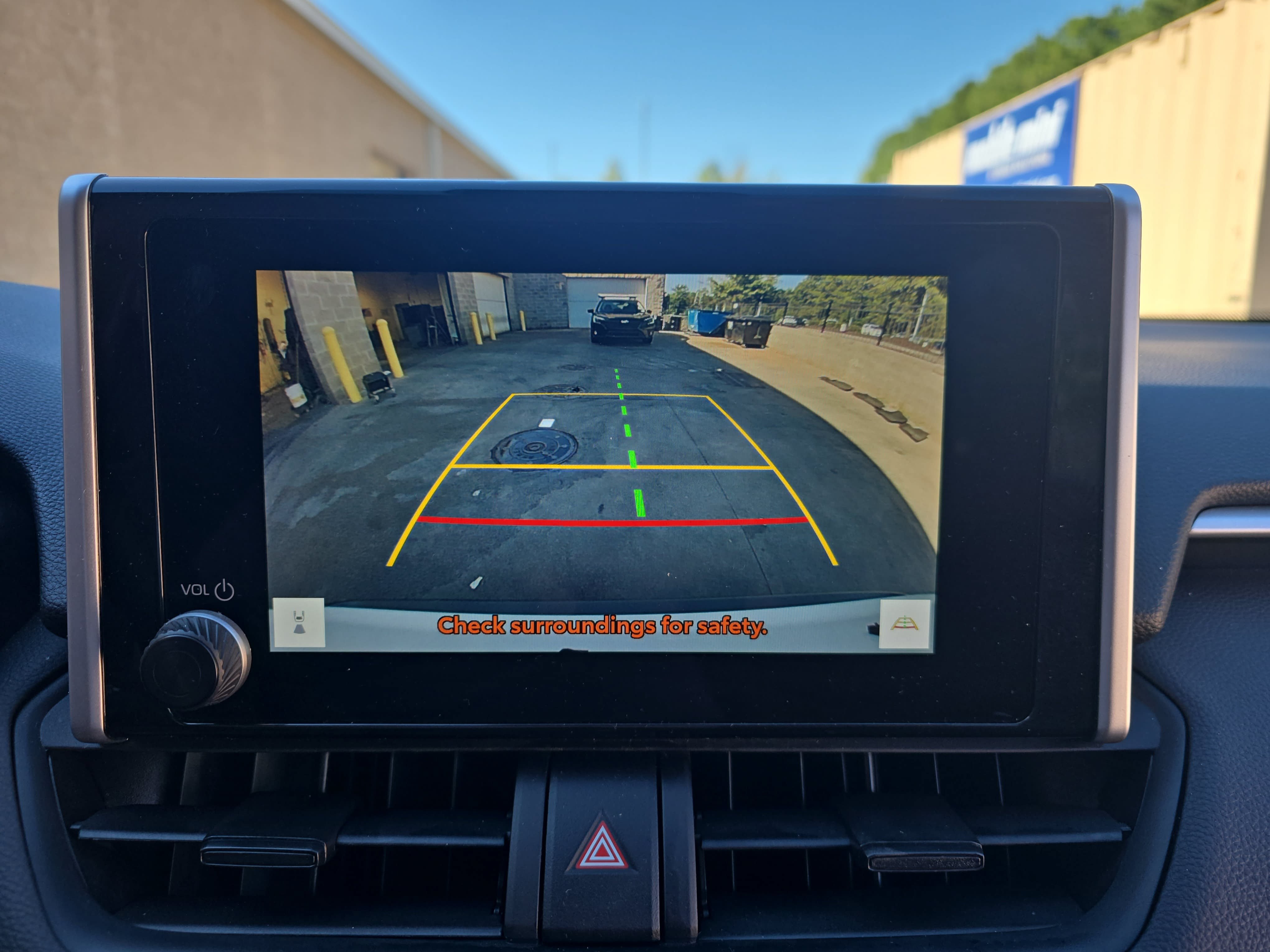 Used 2025 Toyota RAV4 XLE FWD image 23