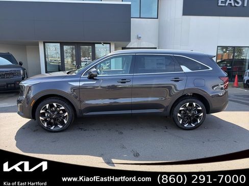 New 2026 Kia Sorento EX AWD/4WD image 2