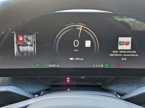 Used 2025 Lucid Air Pure image 14