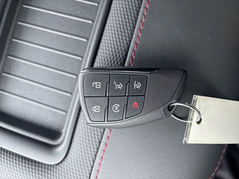 Used 2024 Chevrolet Suburban RST image 36