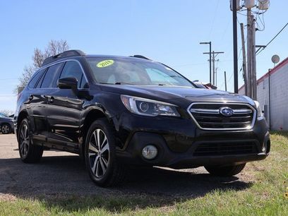 Used 2018 Subaru Outback 2.5i Limited w/ Popular Package #2