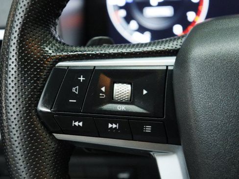 Used 2024 Mitsubishi Outlander SE FWD image 11