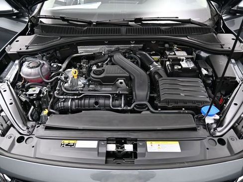 New 2026 Volkswagen Jetta SE FWD image 15