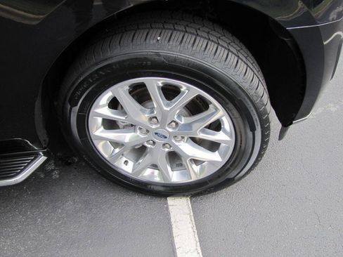 Used 2021 Ford Expedition XLT RWD image 27