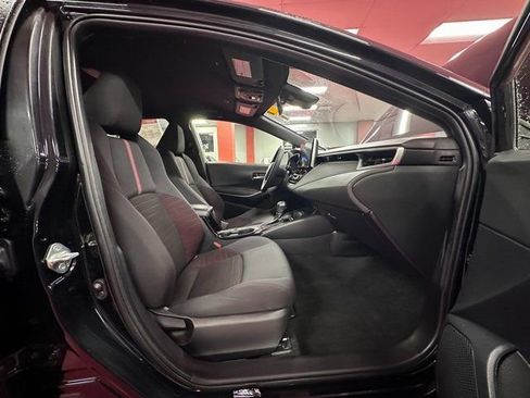 Certified 2024 Toyota Corolla SE w/ Convenience Package image 15