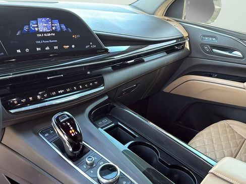 Used 2024 Cadillac Escalade ESV Sport w/ LPO, ONYX Package image 20