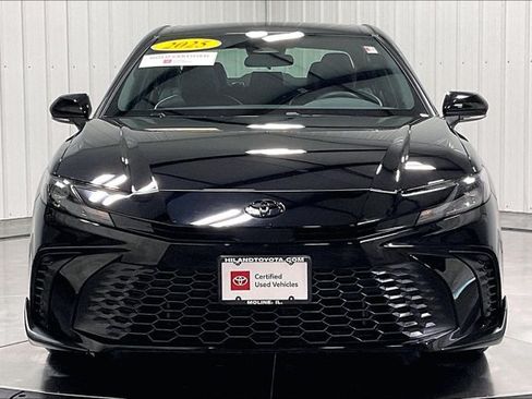 Certified 2025 Toyota Camry SE FWD image 2