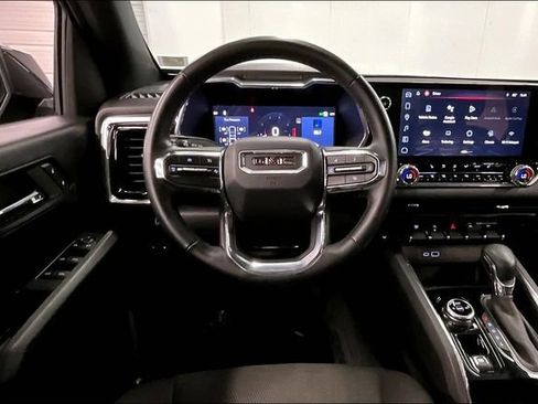 Used 2024 GMC Canyon Elevation w/ Convenience Package AWD/4WD image 6