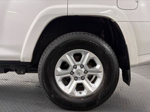 Used 2024 Toyota 4Runner SR5 RWD image 41