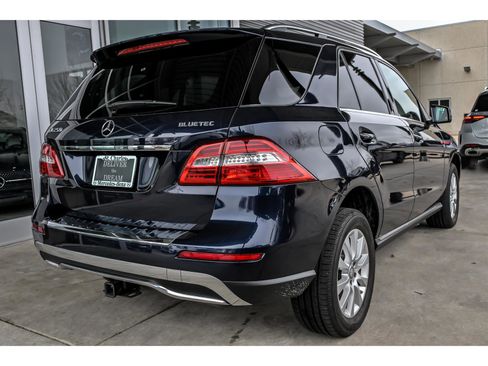 Used 2015 Mercedes-Benz ML 250 ML 250 BlueTEC image 8