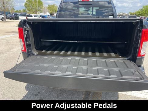 Used 2019 RAM 1500 Big Horn image 24