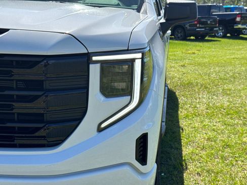 Used 2026 GMC Sierra 1500 Elevation w/ Preferred Package AWD/4WD image 9