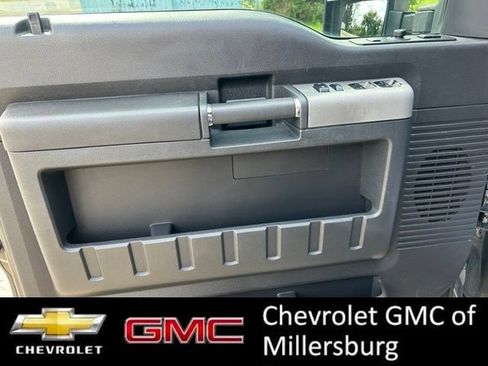 Used 2016 Ford F250 Lariat w/ Lariat Ultimate Package AWD/4WD image 14