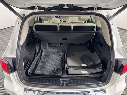 Used 2021 Mercedes-Benz GLB 250 4MATIC image 14