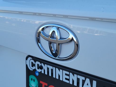 New 2025 Toyota RAV4 XLE image 7