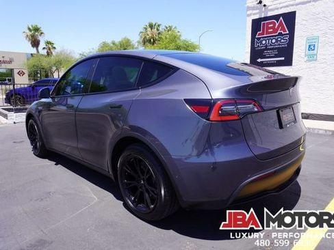 Used 2021 Tesla Model Y Long Range AWD/4WD image 4