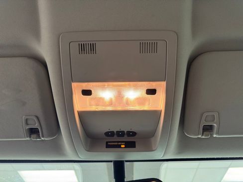 Used 2009 Chevrolet Silverado 2500 LT w/ Exterior Plus Package image 31