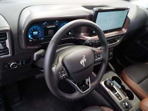 New 2025 Ford Bronco Sport Outer Banks w/ Outer Banks Tech Package+ AWD/4WD image 17
