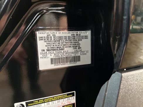 Certified 2025 Nissan Kicks S image 32