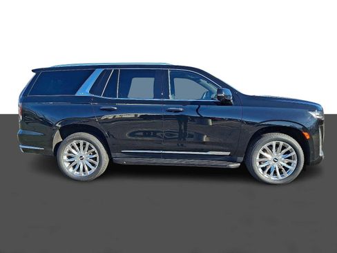 Used 2023 Cadillac Escalade Premium Luxury image 7