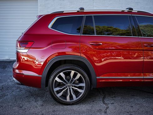 Used 2022 Volkswagen Atlas SEL Premium image 15