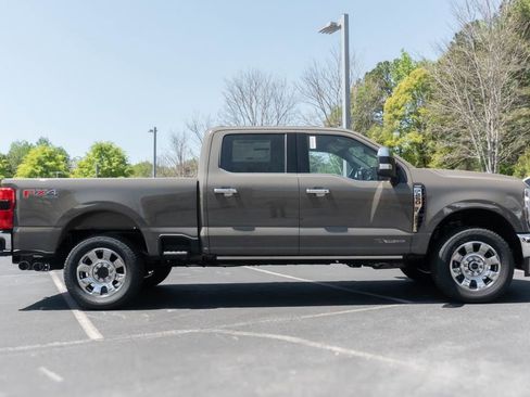 New 2026 Ford F250 Lariat image 19