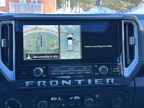 Certified 2025 Nissan Frontier SL AWD/4WD image 19