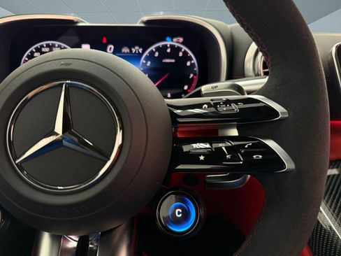 New 2025 Mercedes-Benz SL 63 AMG 4MATIC image 19