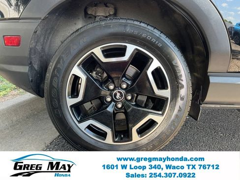 Used 2023 Ford Bronco Sport Outer Banks w/ Tech Package AWD/4WD image 9