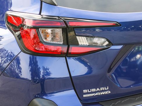 Certified 2024 Subaru Crosstrek 2.5i Limited w/ Crosstrek Mirror Package AWD/4WD image 7