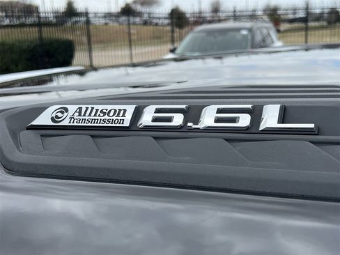 Used 2024 Chevrolet Silverado 2500 LTZ w/ LTZ Plus Package image 11