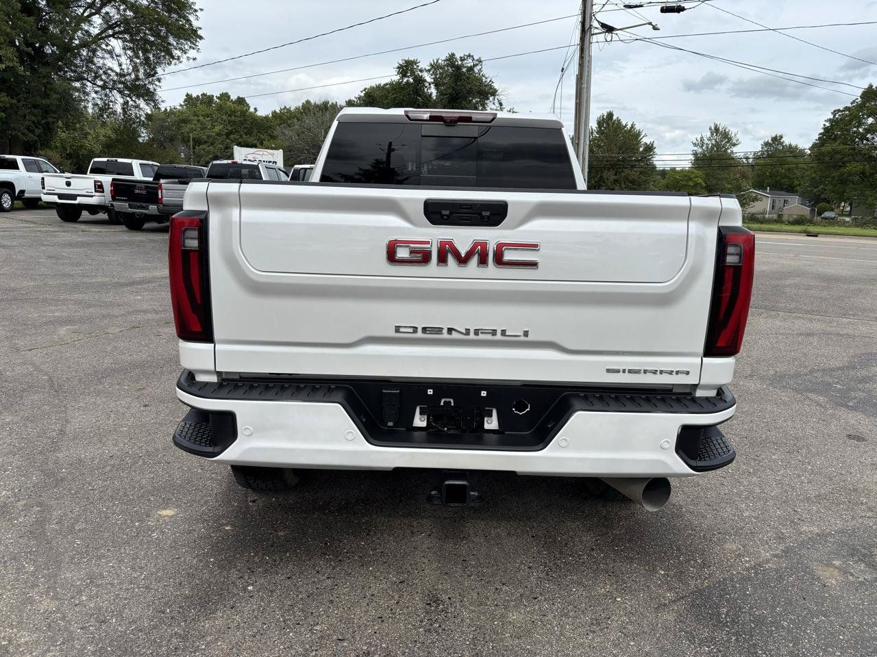 Used 2024 GMC Sierra 2500 Denali w/ Denali Reserve Package AWD/4WD image 4