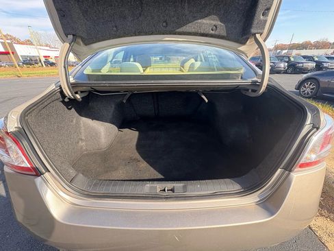 Used 2014 Nissan Altima 2.5 S image 9