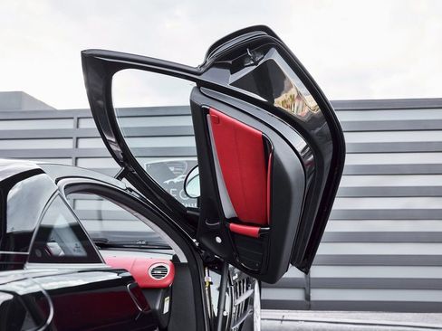 Used 2006 Mercedes-Benz SLR image 31