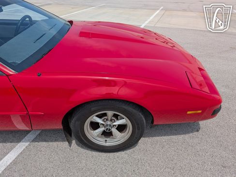 Used 1989 Pontiac Firebird Coupe image 39